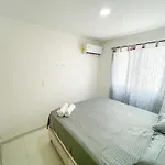Apto En Cartagena Cerca De Zona Turistica Y Mar Con 3 Habitaciones