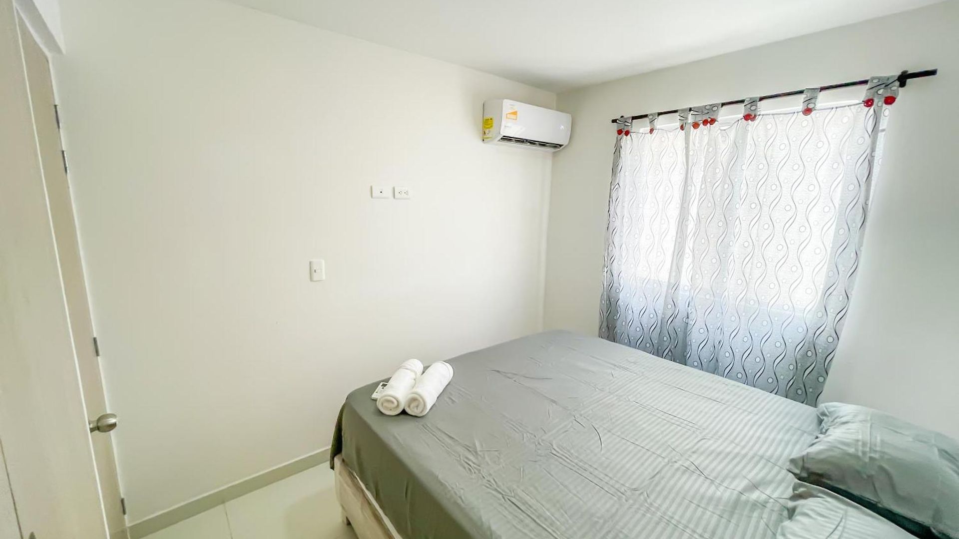 Apartamento Apto En Cerca De Zona Turística Y Mar Con 3