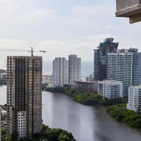 Apartamento Apto En Cerca De Zona Turística Y Mar Con 3